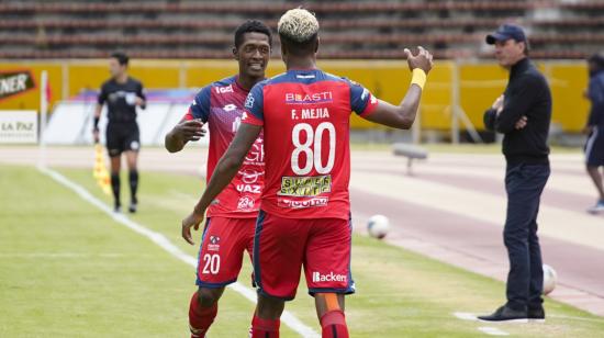 Los Jugadores de El Nacional celebran el triunfo ante Mushuc Runa, el domingo 18 de octubre de 2020.