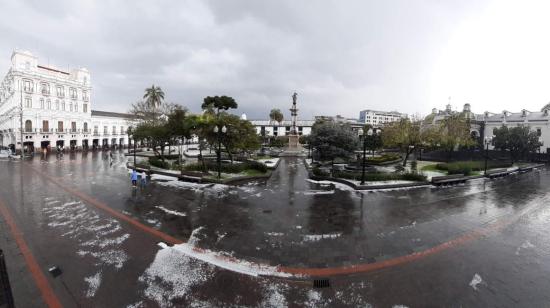 La Plaza Grande tras la intensa lluvia que cayó en la capital. 19 de octubre de 2020.