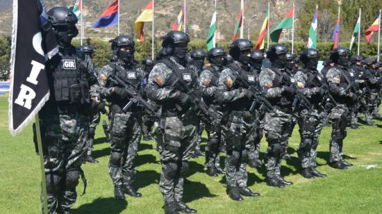 Miembros del GIR en la ceremonia de cambio de mando de Comandante General de la Policía Nacional, el 11 de febrero de 2020. 