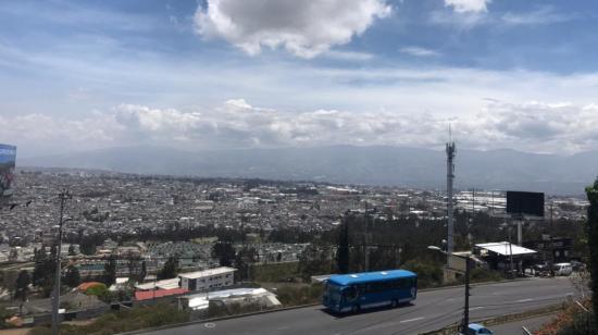 Una vista panorámica de la parroquia de Calderon, en Quito, el 24 de octubre de 2020.