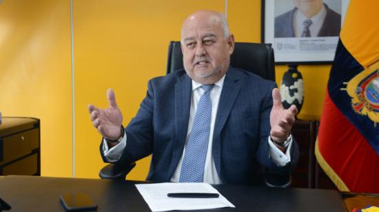 El ministro de Finanzas, Mauricio Pozo, en su despacho, en octubre de 2020.