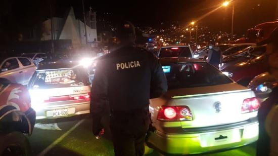 La Intendencia de Policía en Pichincha suspendió un evento en Quito que se realizaba con más de 200 personas, el 31 de octubre de 2020.