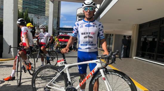 Byron Guamá con la camiseta de líder de la montaña de la Vuelta a Guatemala 2020.