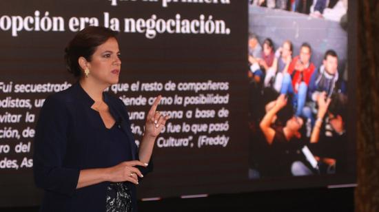 La ministra de Gobierno, María Paula Romo, hizo su exposición desde el Salón Amarillo de la Presidencia, el 31 de octubre de 2020.