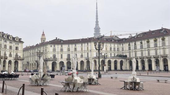 Una fotografía de este 6 de noviembre de 2020 muestra las calles vacías de Turín (Italia).