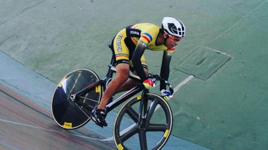 Sebastián Rodríguez, durante el torneo internacional de pista, en Cali, Colombia, el domingo 13 de diciembre de 2020.