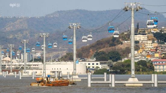 Vista general de las cabinas de la Aerovía, que une a Guayaquil y Durán.