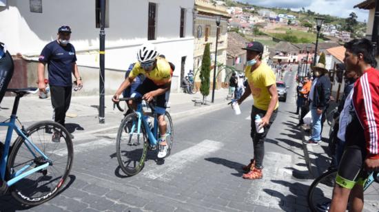 Nixon Rosero durante la Etapa 4 del Tour de la Juventud, el domingo 20 de diciembre de 2020.