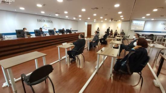 En las instalaciones del Consejo de la Judicatura, en Quito, se inició el proceso de prueba teórica a los aspirantes a jueces nacionales, el 28 de diciembre de 2020.