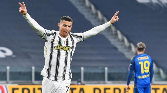 Cristiano Ronaldo celebra uno de sus goles ante Udinese, en Turín, el domingo 3 de enero de 2021.