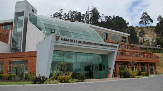 Imagen desde los exteriores de la Casa de la Selección.