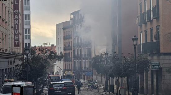 La explosión afectó la fachada y el interior de un edificio residencial en la calle de Toledo, en el distrito de La Latina. 20 de enero de 2021.