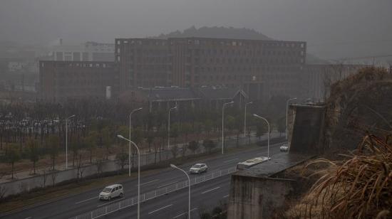 Edificio del Instituto de Virología de Wuhan, China. 27 de enero de 2021.