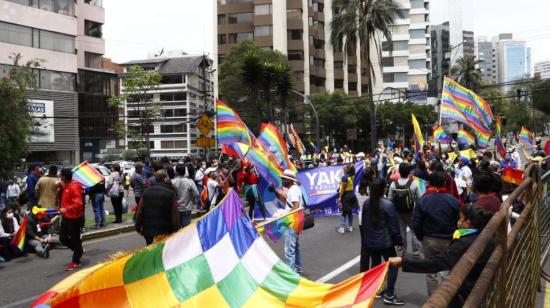 Militantes de Pachakutik se concentraron en los exteriores del Centro de Mando del CNE, el 8 de febrero de 2021.