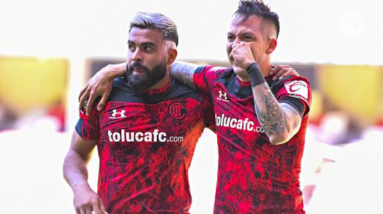 Los futbolistas de Toluca celebran el gol de la victoria ante Pumas, el domingo 14 de febrero de 2021.