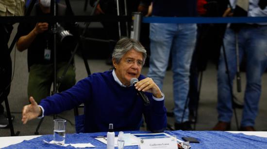 El candidato de Creo, Guillermo Lasso, en una reunión en el Consejo Nacional Electoral, el 12 de febrero de 2021.