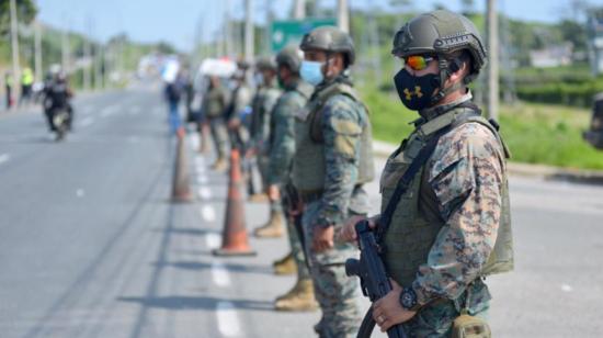 Exteriores del Centro de Privación de Libertad Zonal 8 de Guayaquil, 24 de febrero de 2021.