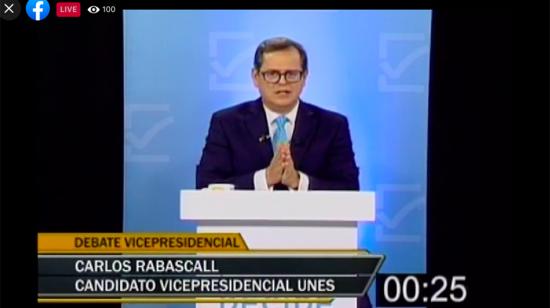 El candidato vicepresidencial de UNES, Carlos Rabascall, en el debate del 18 de marzo de 2021.