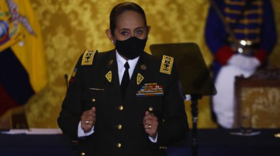 Tannya Varela posa para las cámaras en el evento de su posesión como Comandante General de la Policía, el 24 de marzo de 2021. 