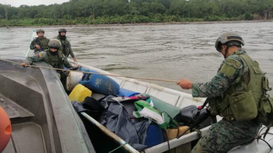 Operaciones rivereñas de seguridad en el sector de Limones, cantón San Lorenzo, el 19 de abril de 2021.