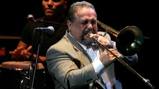 Willie Colón durante un concierto en el Teatro Teresa Carreño de Caracas en 2016.