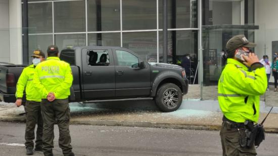 Imágenes de la escena del crimen de Harrison Salcedo, el 28 de abril de 2021, en Quito. 