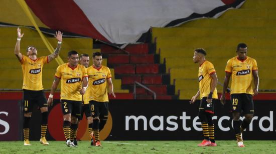 Los jugadores de Barcelona festejan el gol ante Boca por Libertadores, el martes 4 de mayo de 2021.