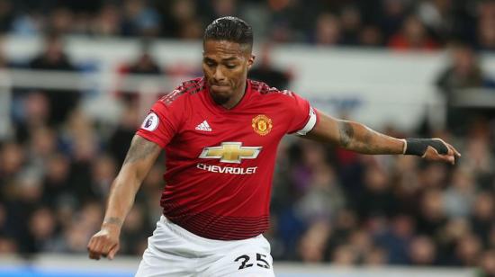 Antonio Valencia, en un partido con el Manchester United, en Old Trafford, el 2 de marzo de 2019.