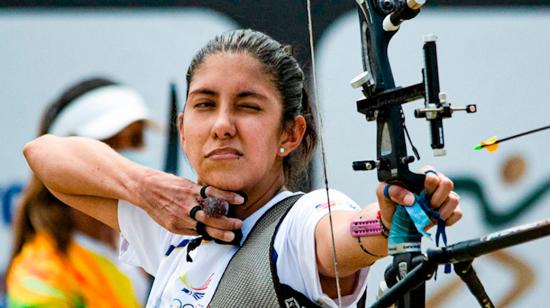 Adriana Espinosa de los Monteros durante su participación en el Panamericano de tiro con arco de Monterrey, el 27 de marzo de 2021.