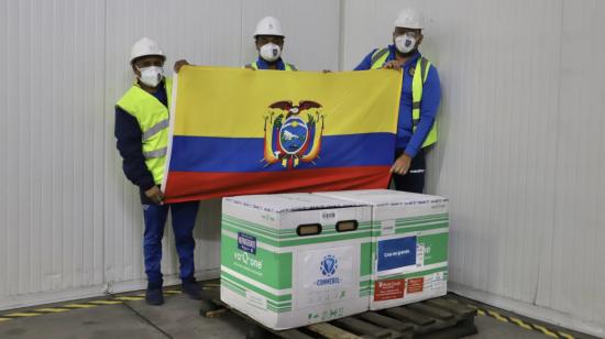 El domingo 16 de mayo, la Federación Ecuatoriana de Fútbol (FEF) recibió el lote de vacunas donadas por Sinovac. 