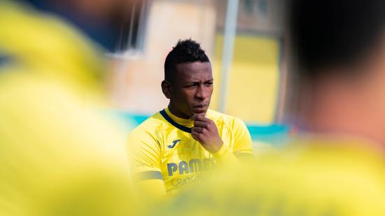 El jugador ecuatoriano en uno de sus entrenamientos con el Villarreal.