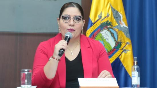 La directora del SRI, Marisol Andrade, durante una rueda de prensa en el Salón Azul, en Carondelet, el 27 de julio de 2020.