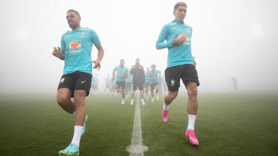 Los jugadores de la selección brasileña entrenaron el domingo 30 de mayo con la mira en Ecuador, por Eliminatorias.