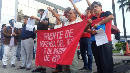 En Guayaquil, solo en mayo de 2021 se registraron 1.200 denuncias sobre el incremento de las planillas de luz, lo que ha motivado protestas afuera de CNEL. 