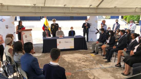 El presidente Guillermo Lasso durante un evento en un colegio de Tumbaco, en Quito, el 2 de junio de 2021.