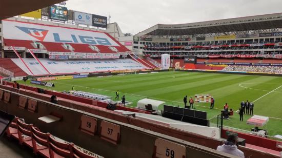 Vista del estadio Rodrigo Paz Delgado previo a la final de vuelta de la LigaPro, el 29 de noviembre de 2020.