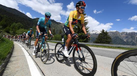 Richard Carapaz durante la Etapa 6 del Tour de Suiza, el viernes 11 de junio de 2021. 