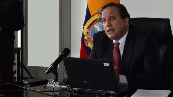 El ministro de Finanzas, Simón Cueva, durante una reunión el pasado 8 de junio de 2021.