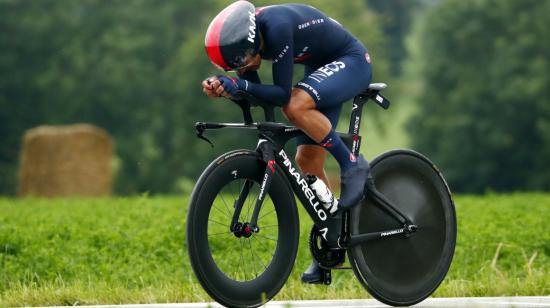 El carchense Richard Carapaz durante su participación en la contrarreloj de la Etapa 5 del Tour de Francia, el 30 de junio de 2021.