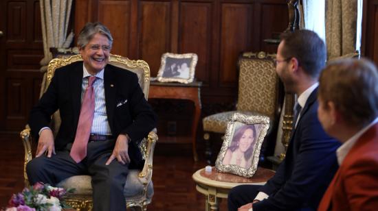 El presidente Guillermo Lasso mantuvo una reunión con Robert Helbig, representante en Ecuador y Perú de la Fundación Konrad-Adenauer-Stiftug, el 20 de julio de 2021.