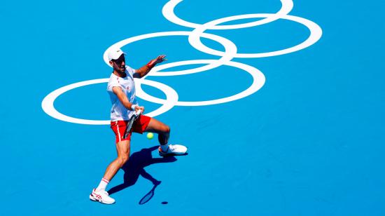 El tenista Novak Djokovic durante una sesión de entrenamientos en el Ariake Coliseum en Tokio, el 22 de julio de 2021.