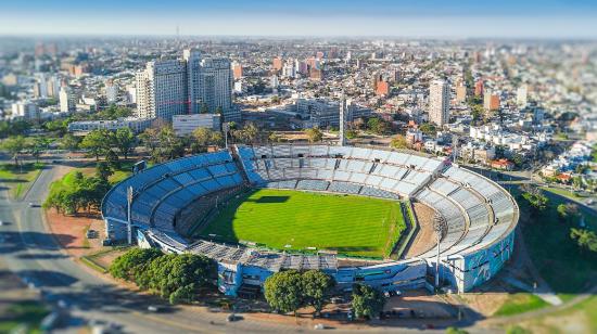 Vista aérea del Estadio Centenario de Montevideo, Uruguay.