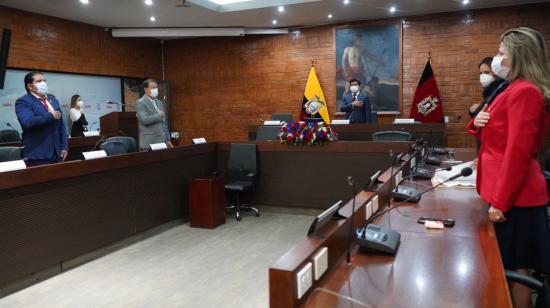 Santiago Guarderas y Jorge Yunda coincidieron por unos minutos en la sesión del Concejo Metropolitano, 2 de agosto de 2021.