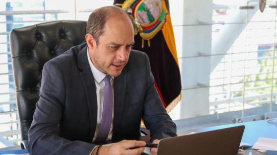 El ministro de Producción, Julio José Prado, en su despacho en Quito, el 27 de julio de 2021.