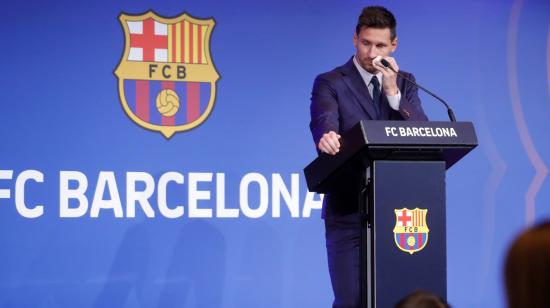 Lionel Messi en su discurso de despedida en el Auditorio 1899 del FC Barcelona, el domingo 8 de agosto de 2021.