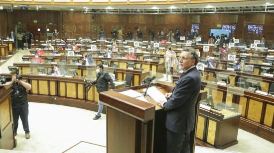 El excontralor Pablo Celi, durante su comparecencia en la Asamblea Nacional, el 16 de agosto de 2021.