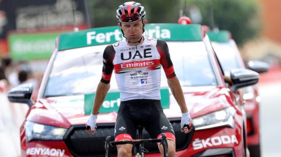 El ciclista polaco Rafal Majka, del UAE - Team Emirates, celebra su victoria en Etapa 15 de la Vuelta a España, el domingo 29 de agosto de 2021.