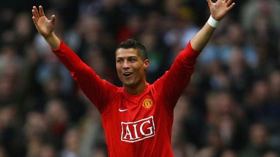 Cristiano Ronaldo, jugando para el Manchester United en la temporada 2007/08. 