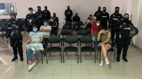 La Policía detuvo a 9 personas sospechosas de falsedad de información en el caso Isspol en Guayas, el 31 de agosto de 2021.