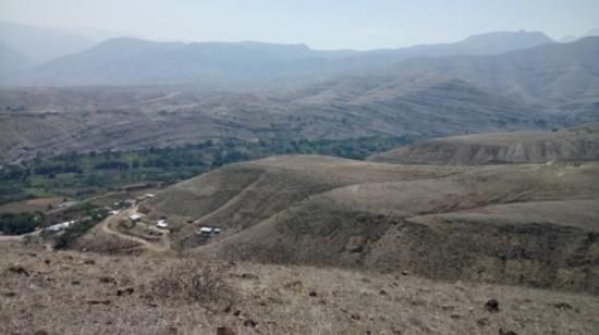 Vista panorámica del lugar donde se construye el proyecto Parque Eólico Minas de Huascachaca, en la provincia de Loja.